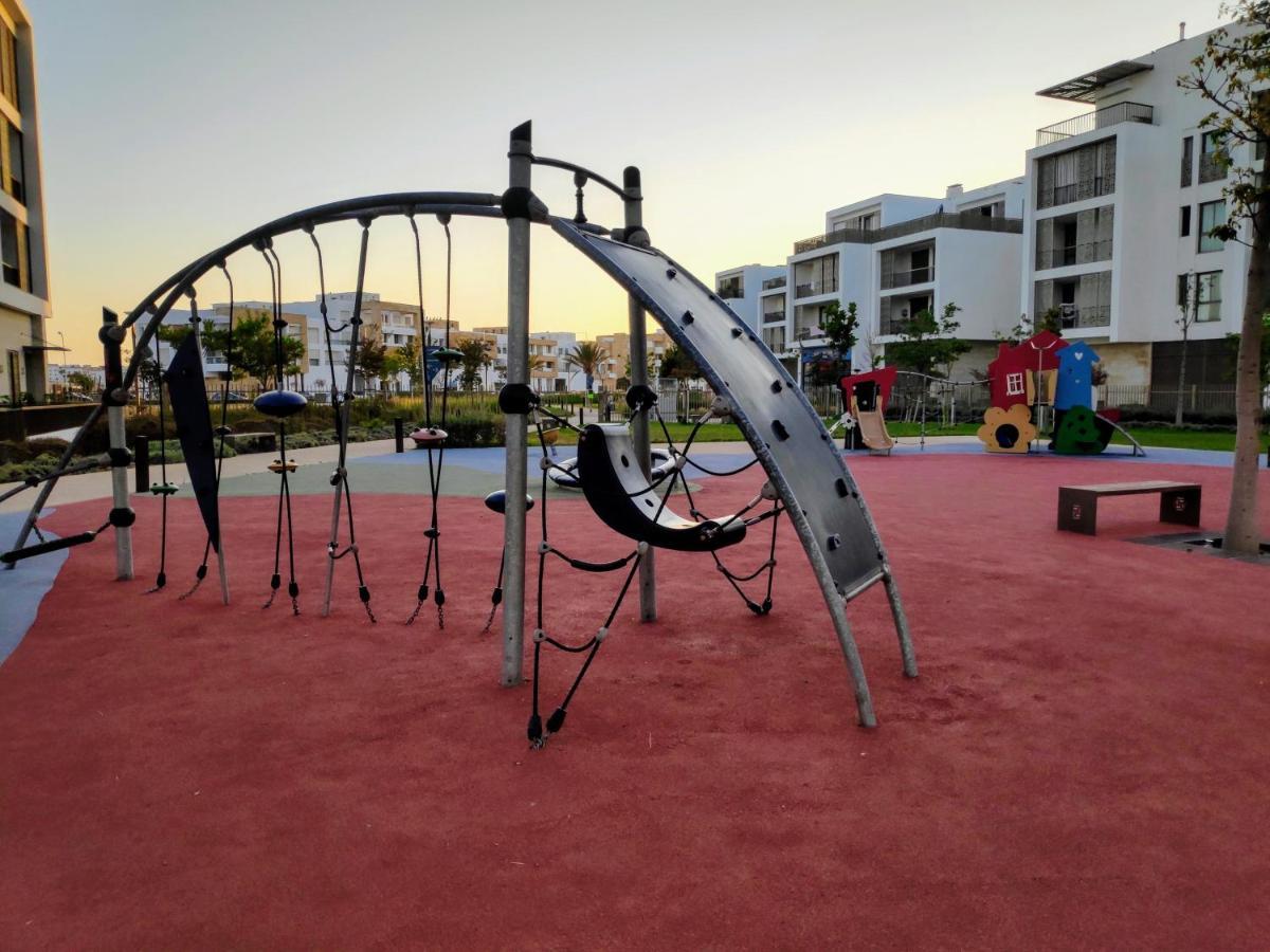 La Marina Luxury Apartment Fully Furnished Free Wifi, High Standard Residence, Amazing Prime Location Close To Restaurants, Transport, Beach And Bouregreg River Salé Eksteriør bilde